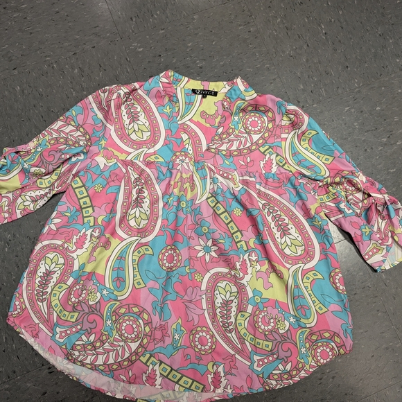 Cezele Tops - Colorful Paisley Women's Blouse